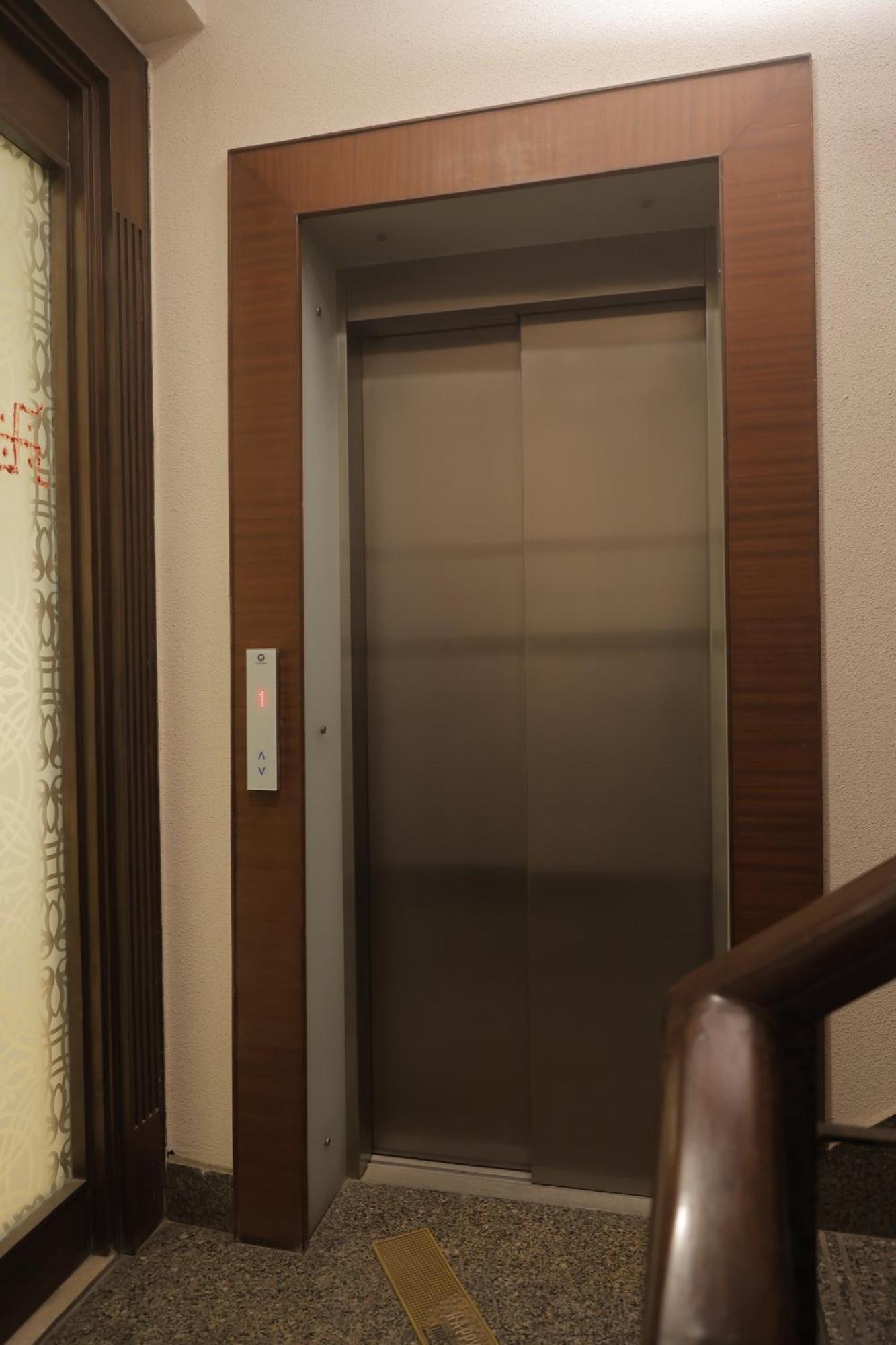 Under My Roof Superio Bed & Breakfast New Delhi Ngoại thất bức ảnh