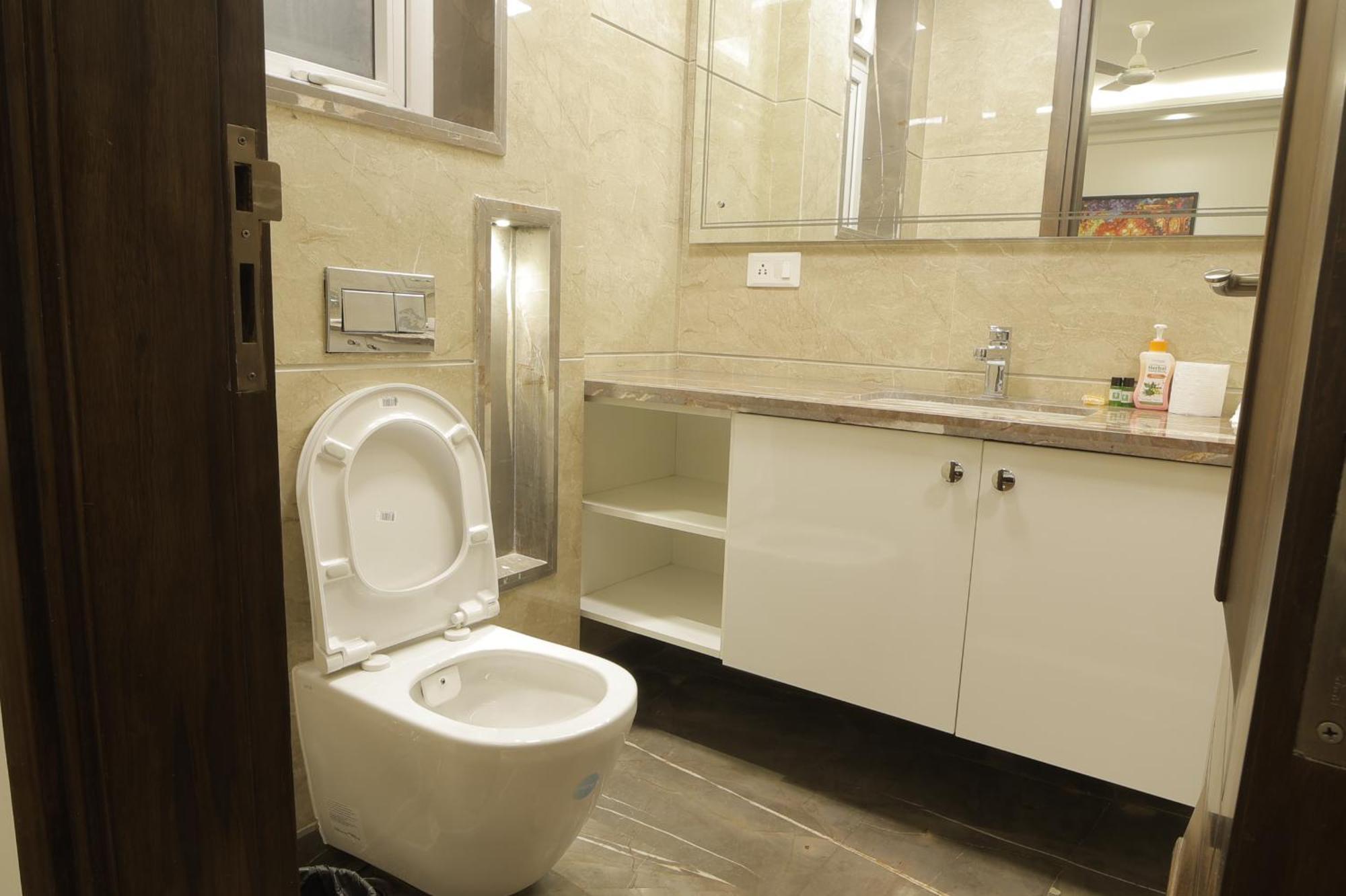Under My Roof Superio Bed & Breakfast New Delhi Ngoại thất bức ảnh