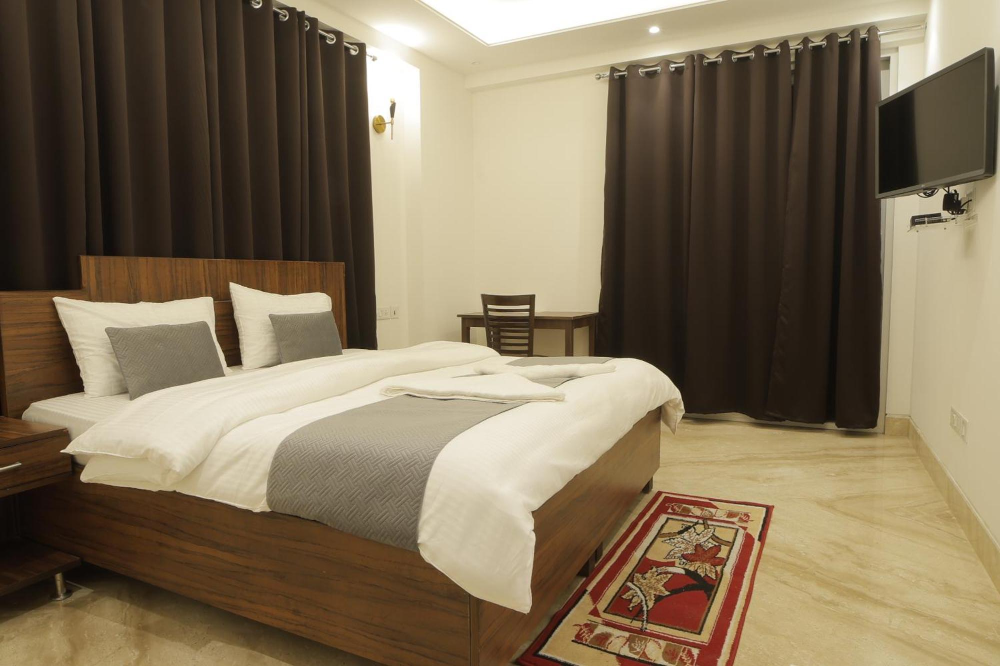 Under My Roof Superio Bed & Breakfast New Delhi Ngoại thất bức ảnh