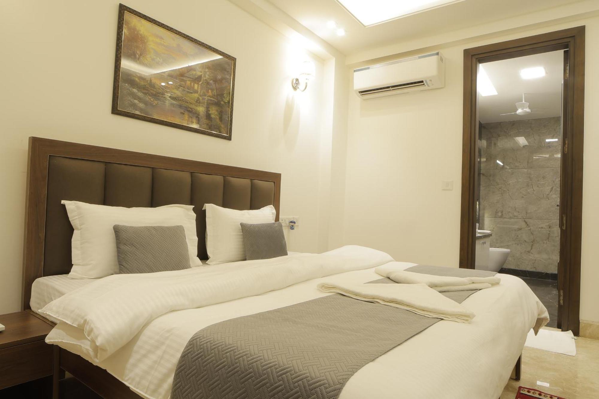 Under My Roof Superio Bed & Breakfast New Delhi Ngoại thất bức ảnh