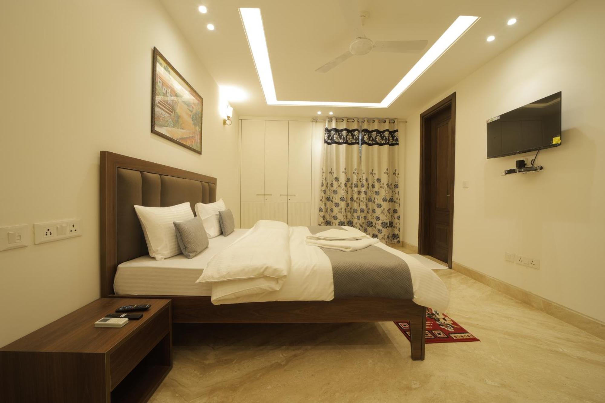 Under My Roof Superio Bed & Breakfast New Delhi Ngoại thất bức ảnh